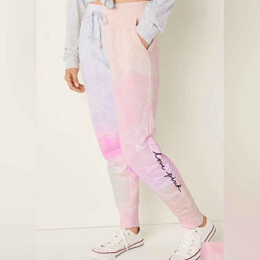 ❤️❤️Sold on eBay❤️❤️ VS Pink S Freya Tie Dye 1/4 Zip Sweatshirt & Joggers - Picture 14 of 16
